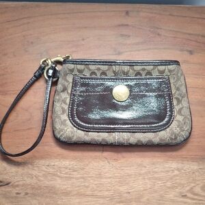 Vintage Coach Brown and Tan Wristlet with Gold Accent